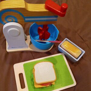 Fun Wood Food Kitchen set (12 pieces)